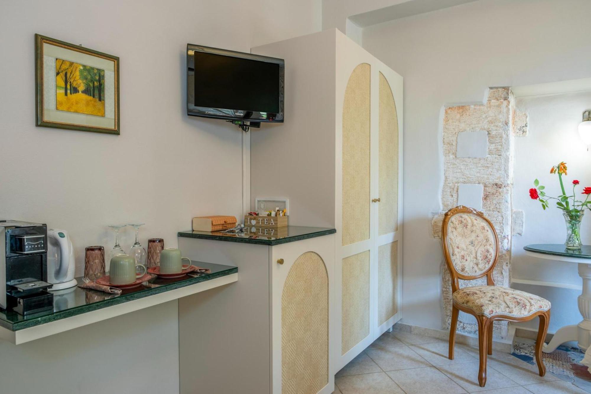 Santa Elena Boutique Rooms Chrissi Akti Chania Exterior foto