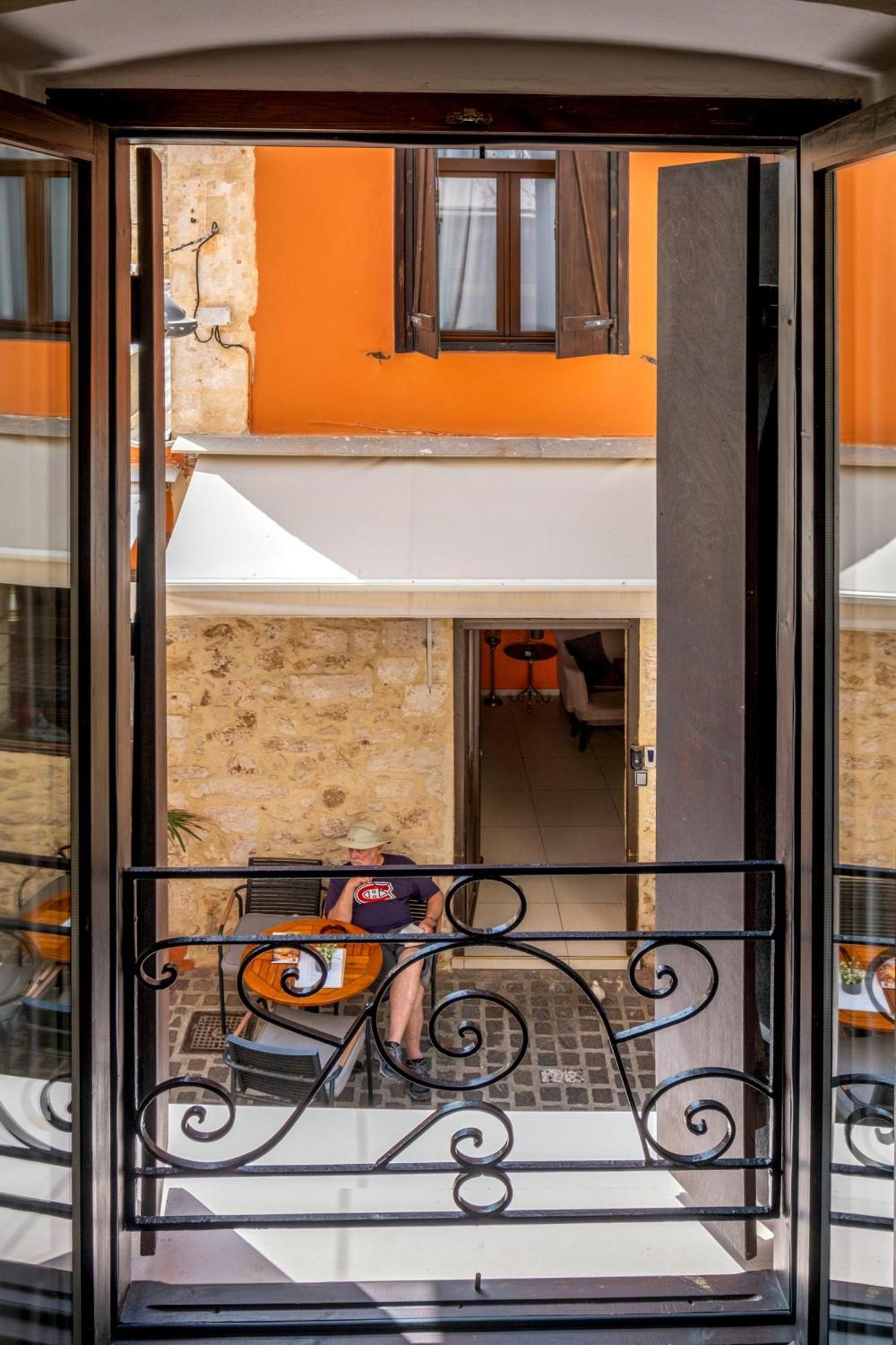 Santa Elena Boutique Rooms Chrissi Akti Chania Exterior foto