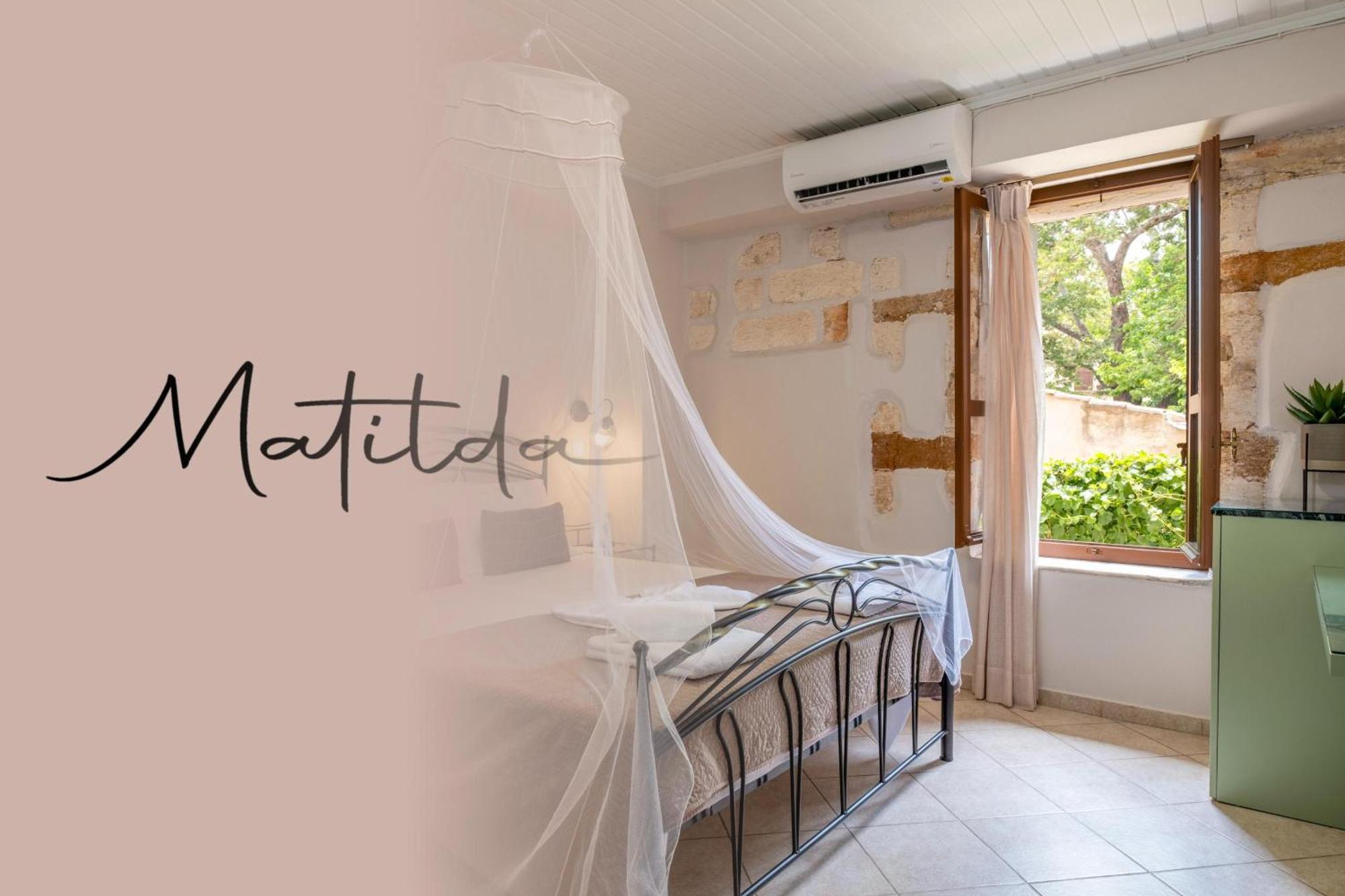 Santa Elena Boutique Rooms Chrissi Akti Chania Exterior foto