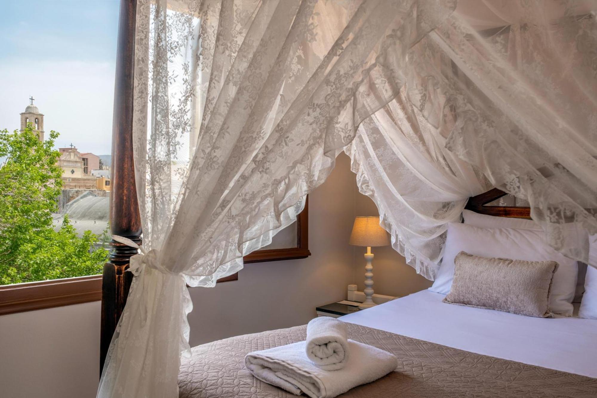 Santa Elena Boutique Rooms Chrissi Akti Chania Exterior foto