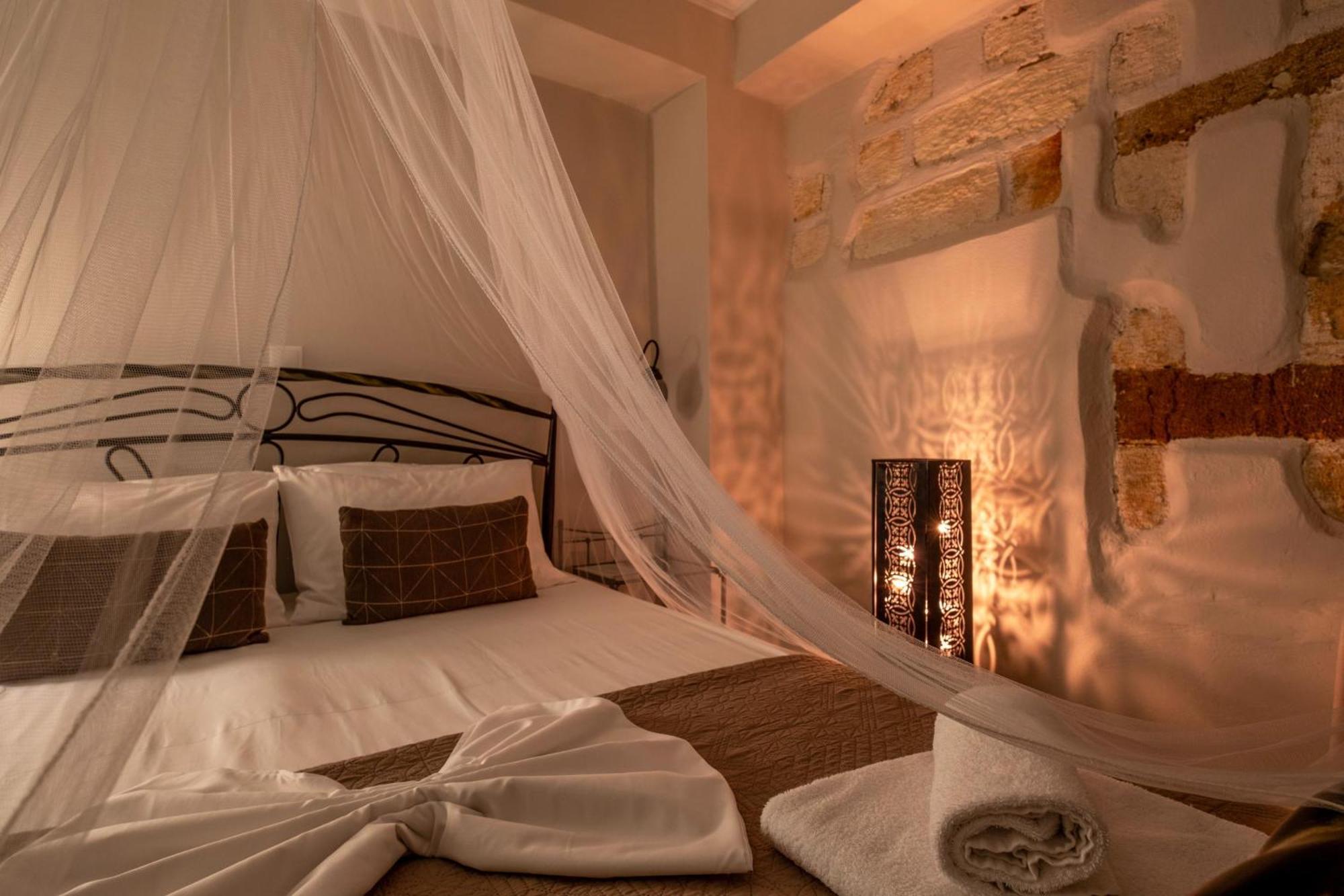 Santa Elena Boutique Rooms Chrissi Akti Chania Exterior foto
